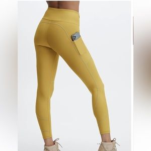 Therma-Flex Reflective Pocket Legging